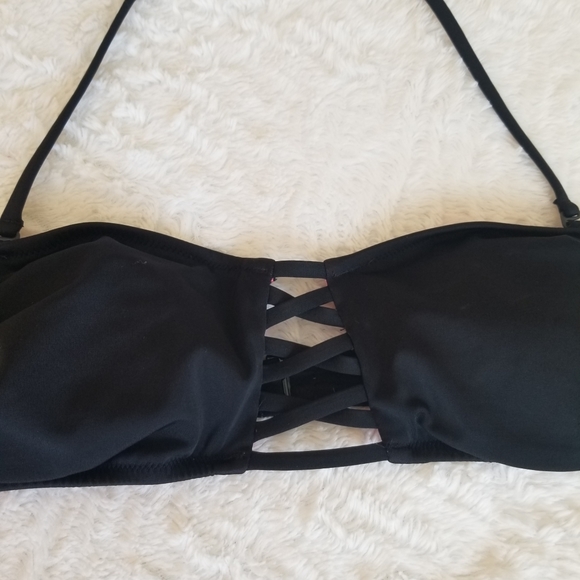 Victoria's Secret Pink criss-cross bandeau bikini - Picture 3 of 13
